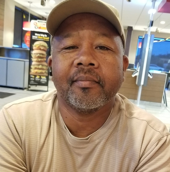 Meet your Posher, Willie - Picture 1 of 1